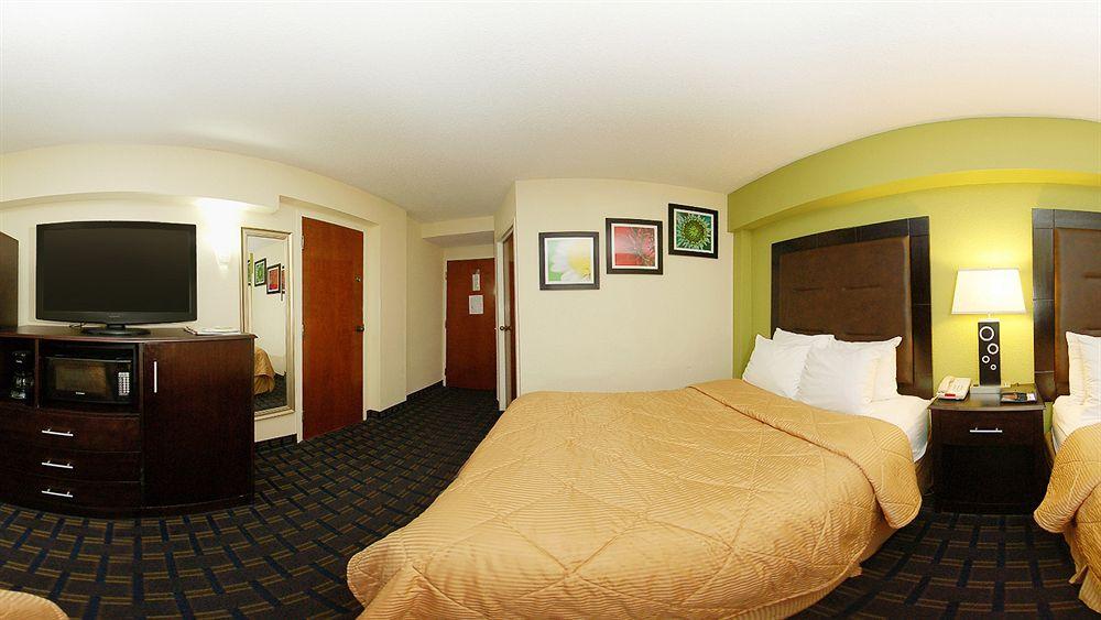 Quality Inn & Suites Greenville Near Downtown Dış mekan fotoğraf