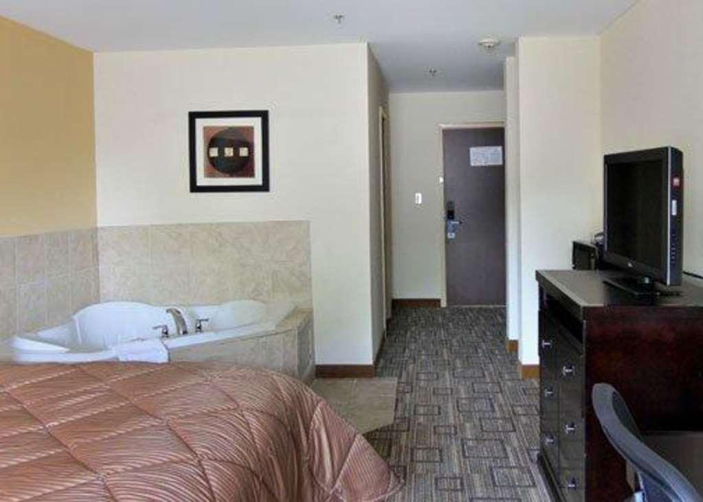 Quality Inn & Suites Greenville Near Downtown Oda fotoğraf