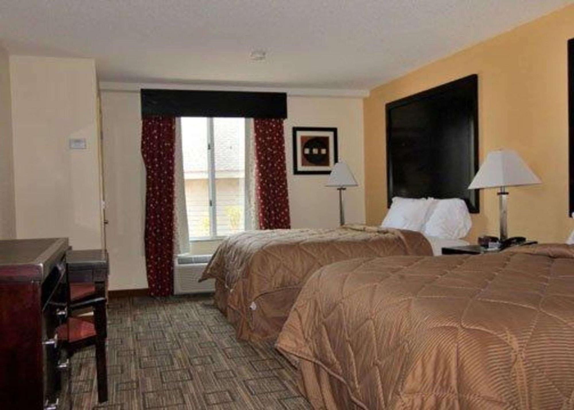 Quality Inn & Suites Greenville Near Downtown Dış mekan fotoğraf