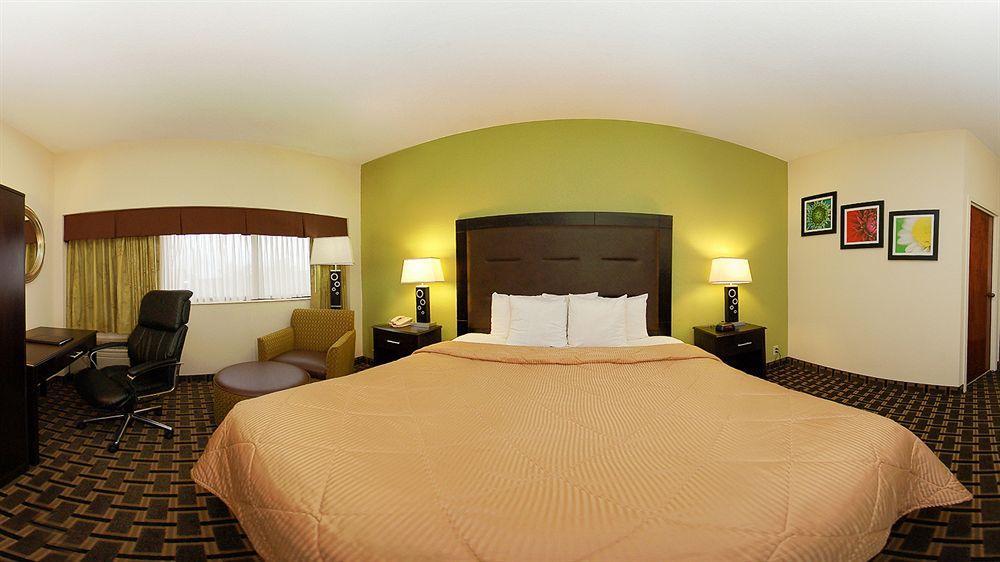 Quality Inn & Suites Greenville Near Downtown Dış mekan fotoğraf